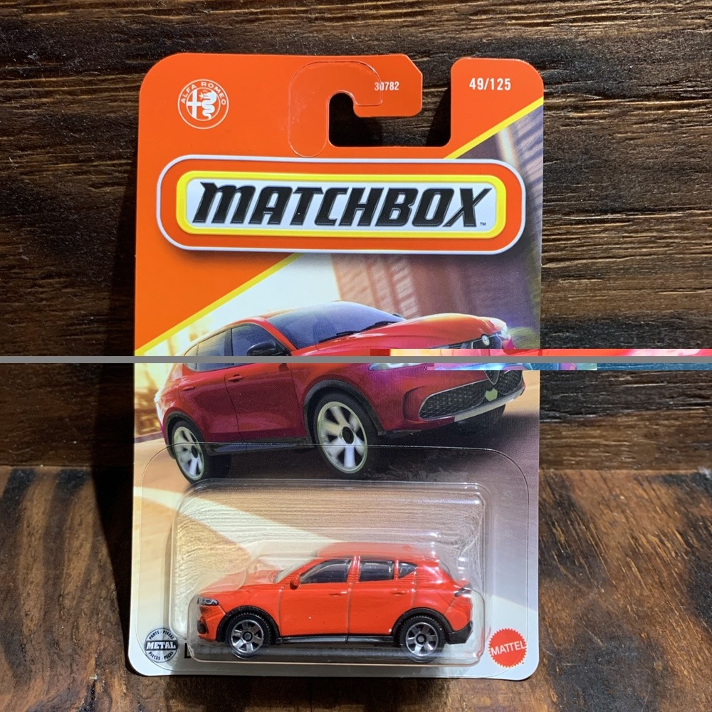 Matchbox 2023 Alfa Romeo Tonale Red 2025 MBX City Series Diecast SUV 49/125‎ NEW